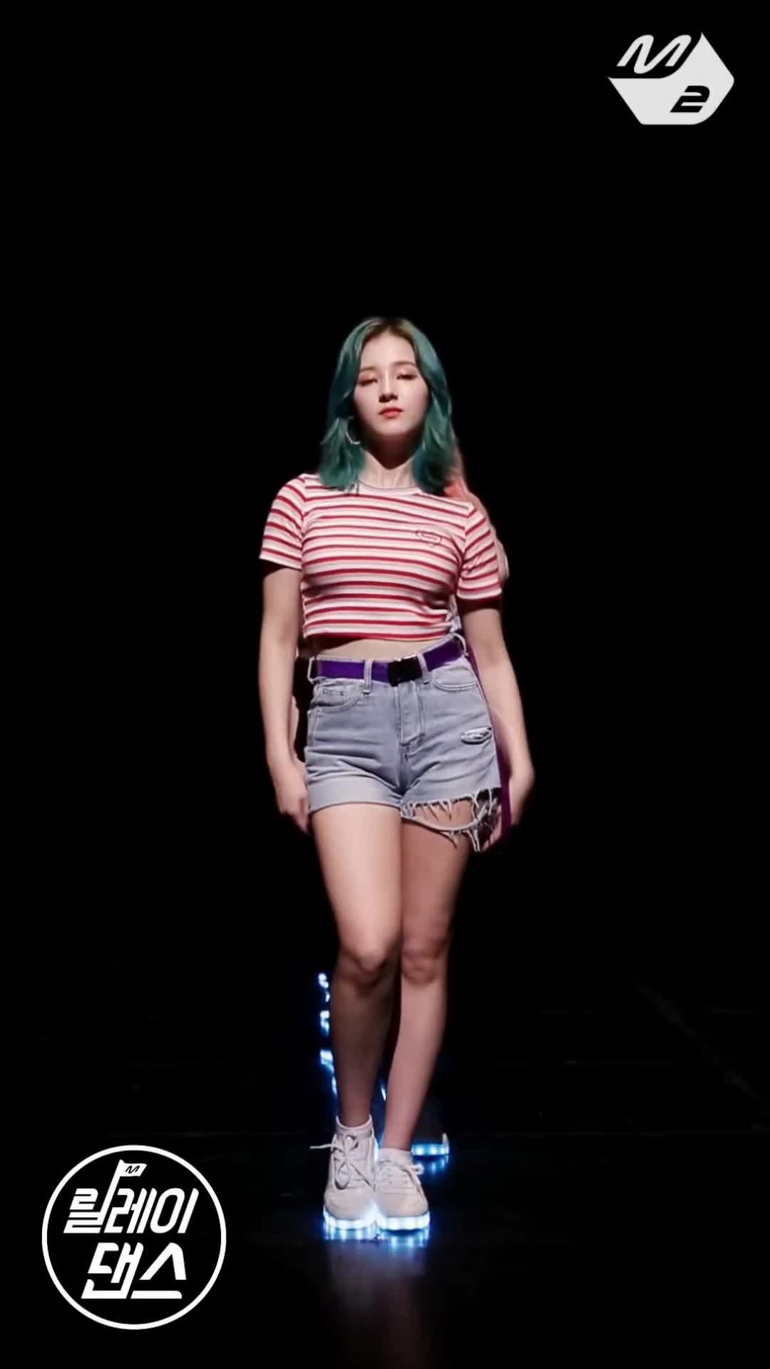 @𝐙