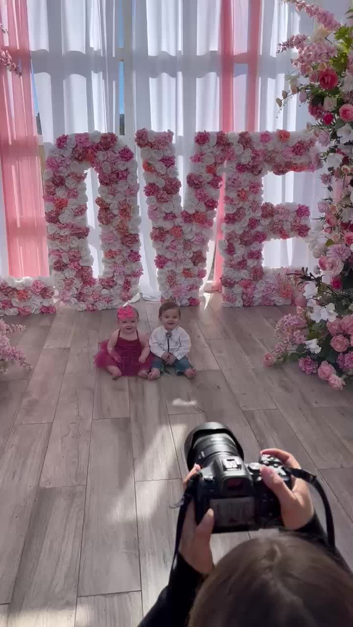 @Siri | Twin Mother