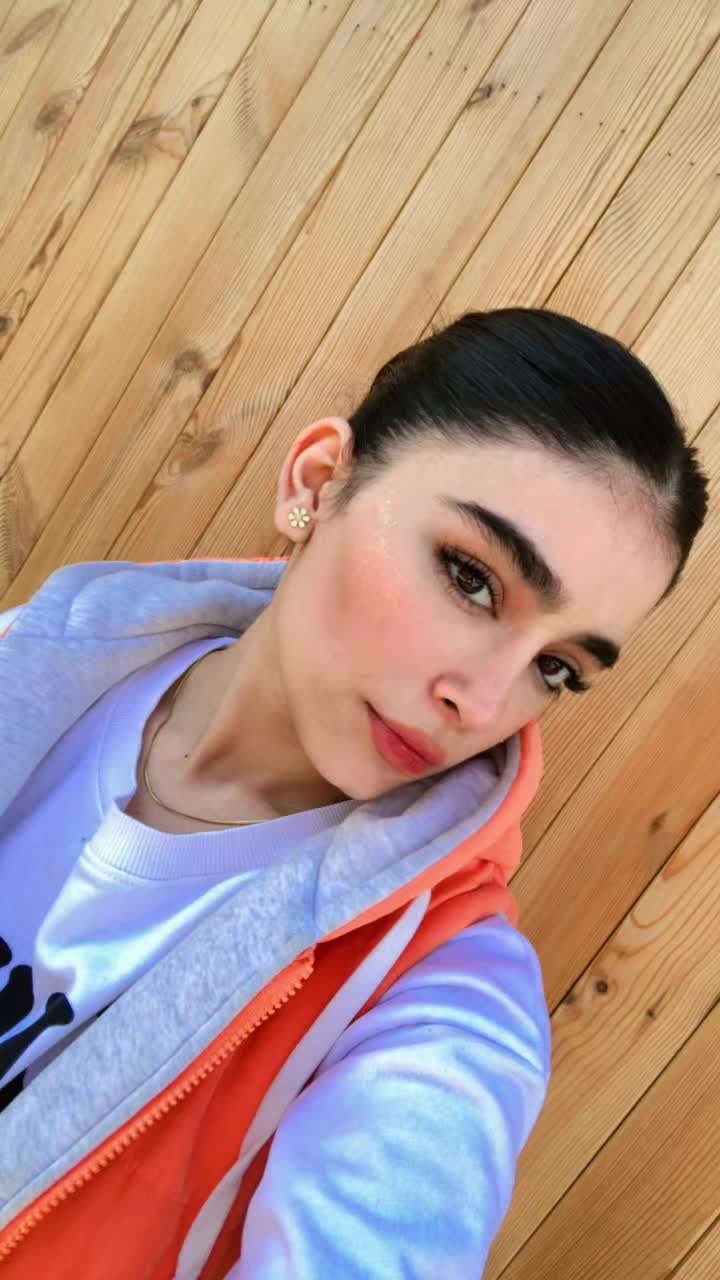 @Heliashayann