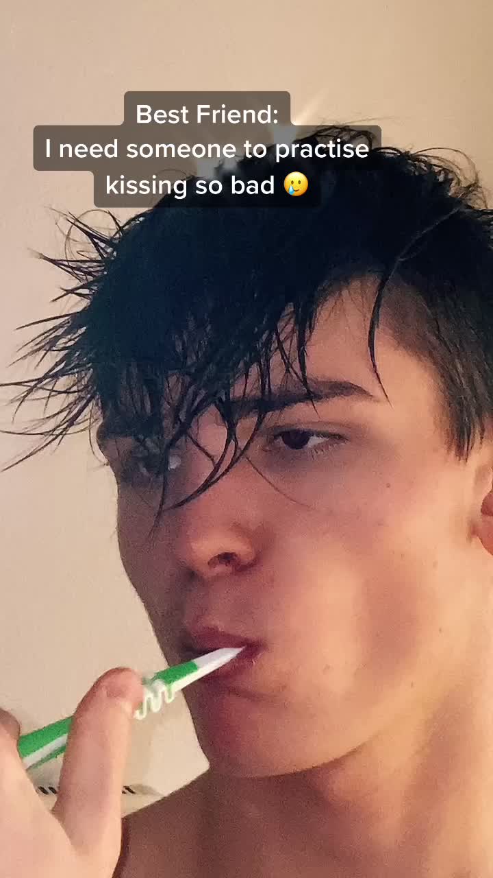 @benbw_