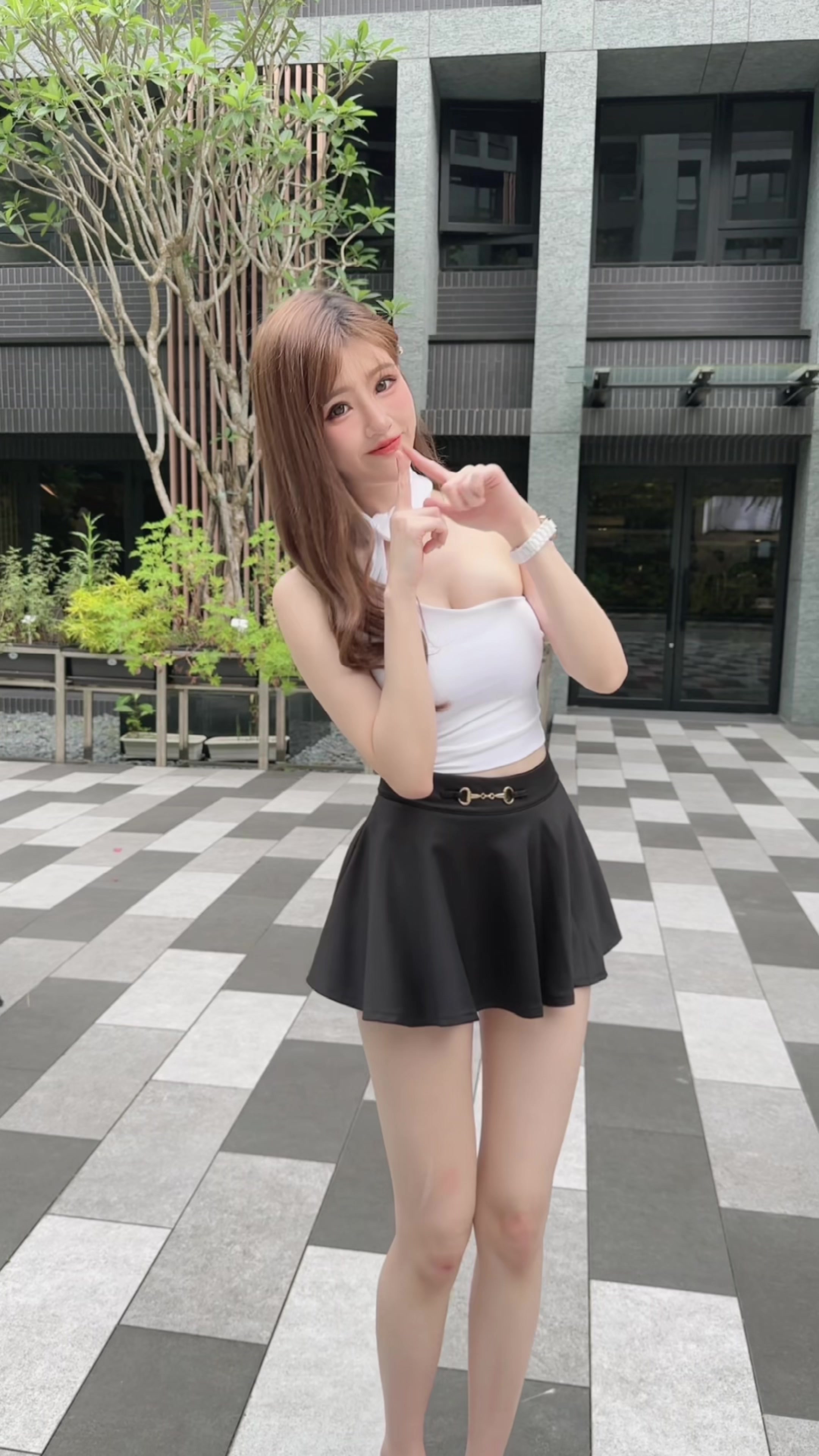 @薇薇兒