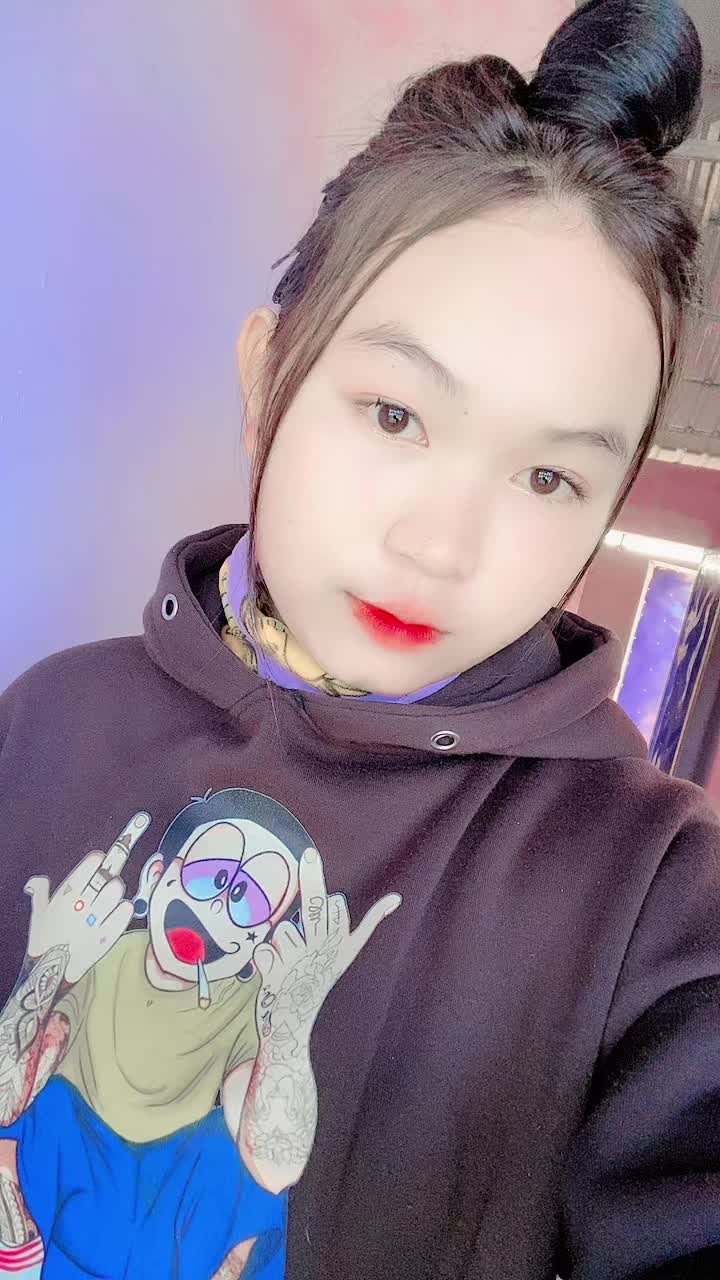 @💗 { D } 💗