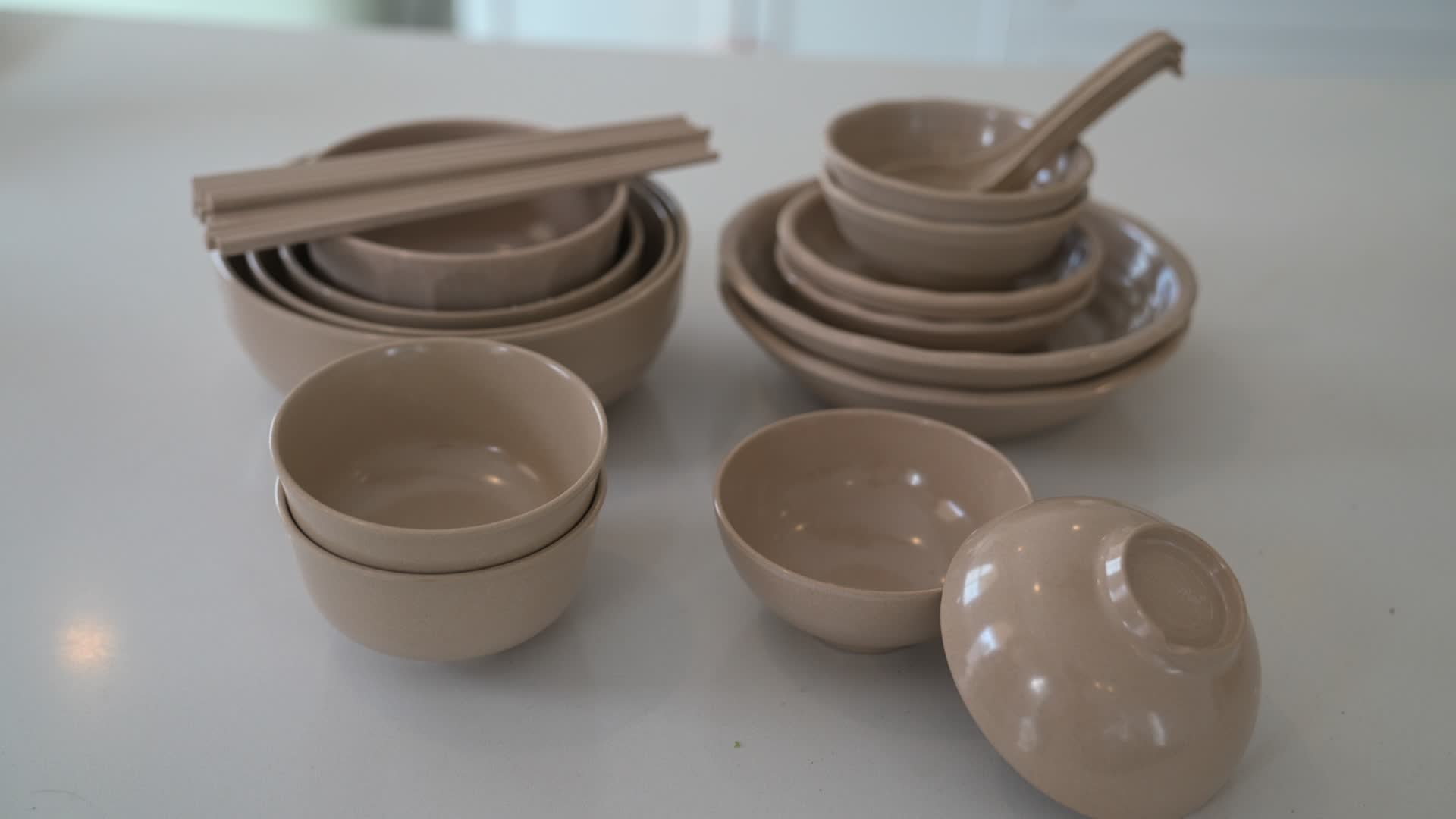 @Eco-friendly dinnerware lovers