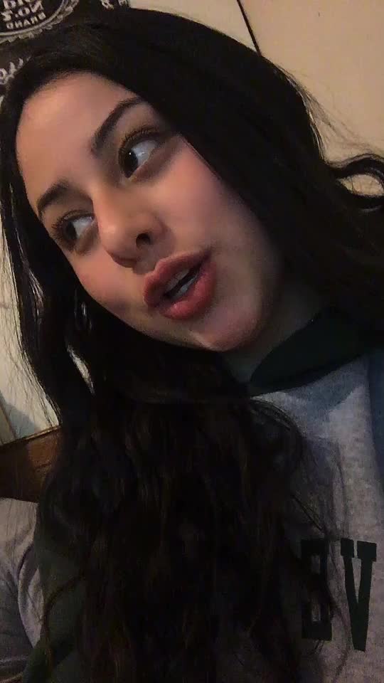 @ferr_nicole