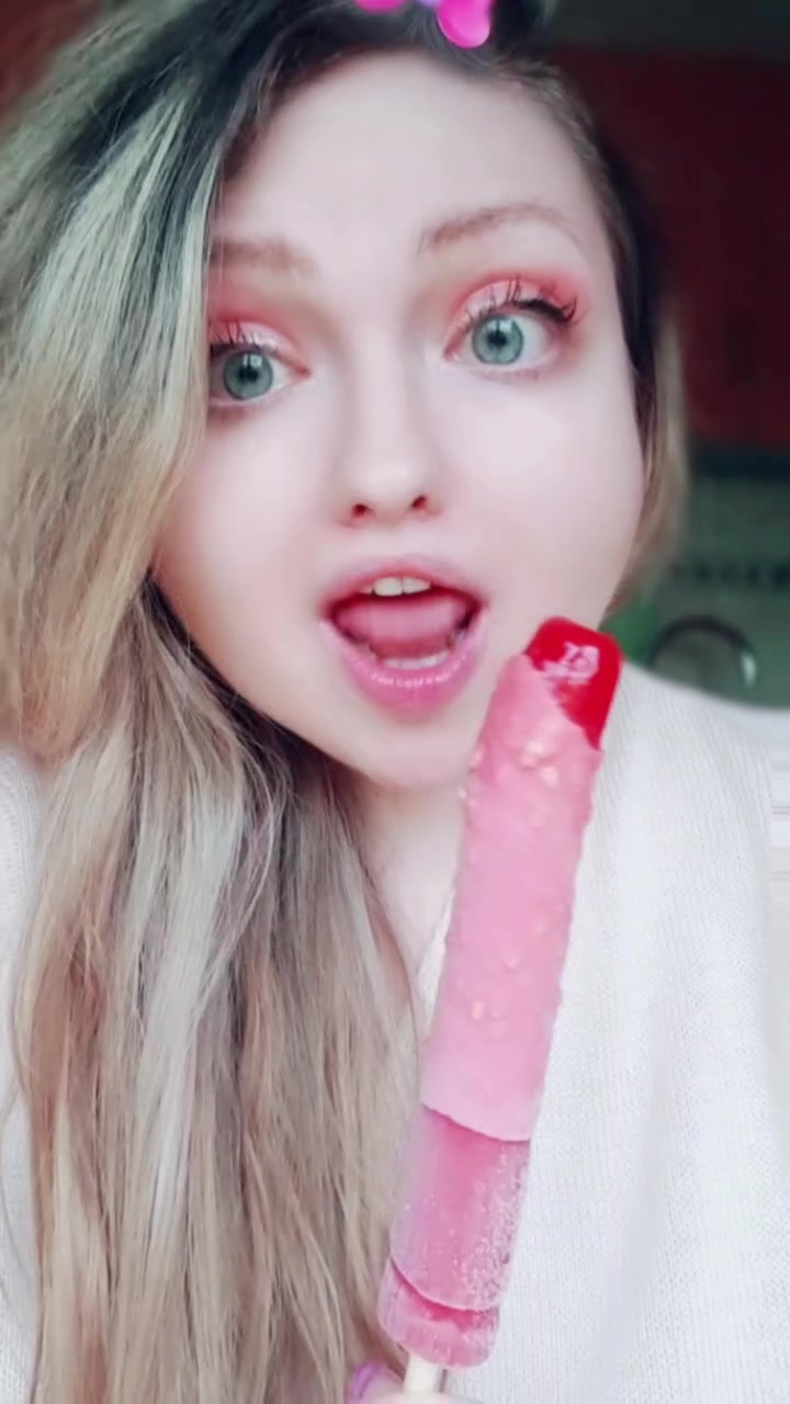 @Monika Mikoo💋
