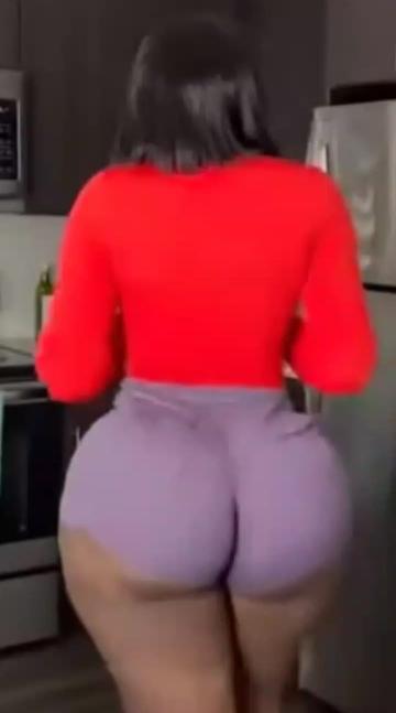 @Curvy_ Girls