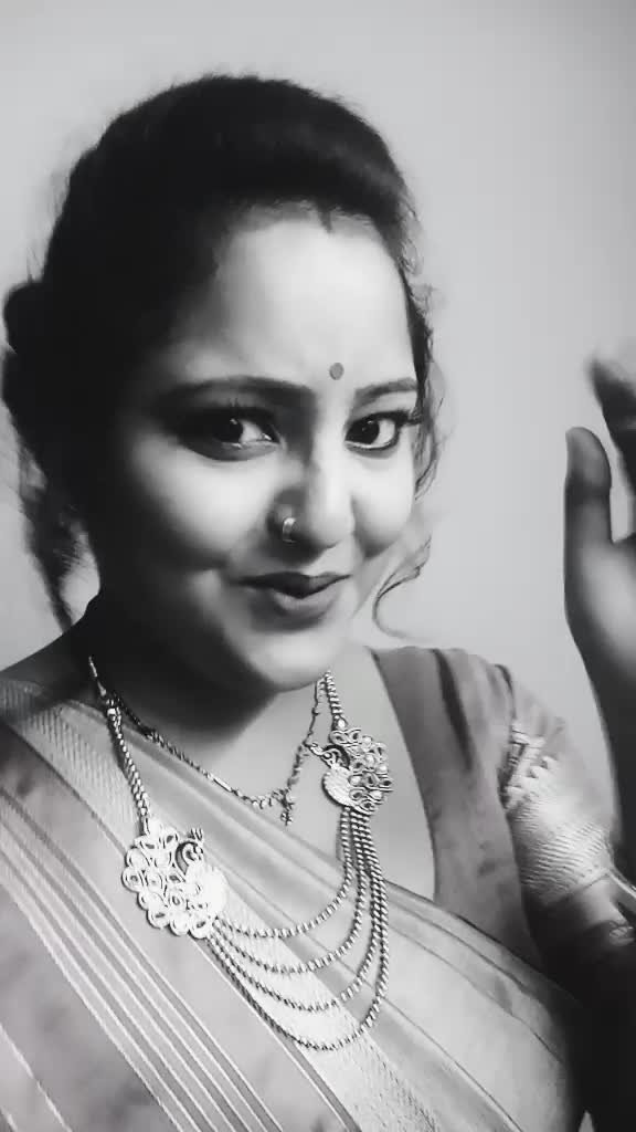 @actingqueen_sonakshi