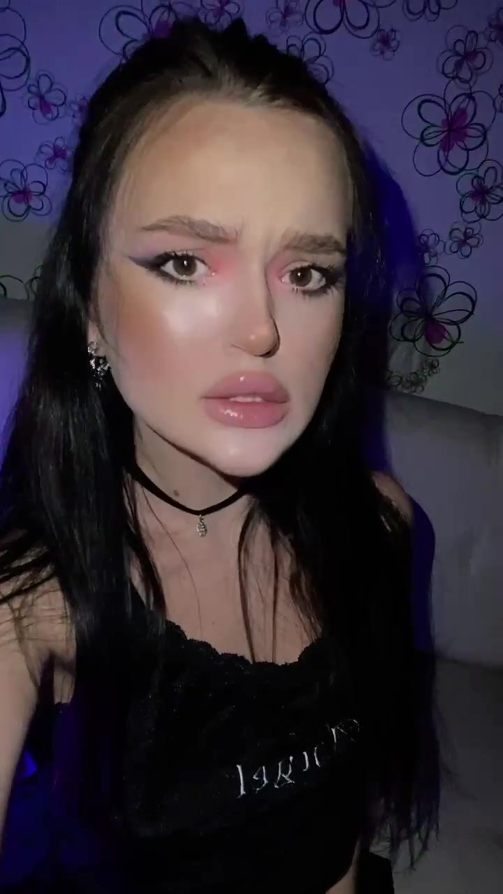 @Окси не детка 😇