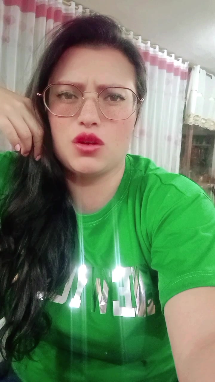 @jolie_uio
