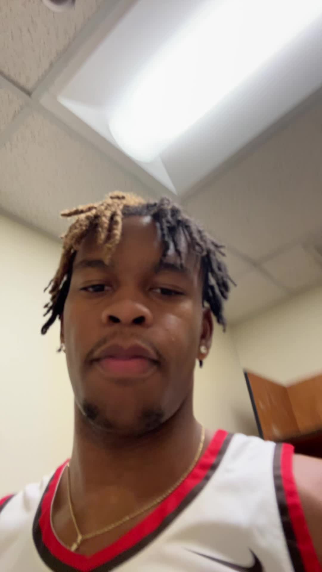 @Zae