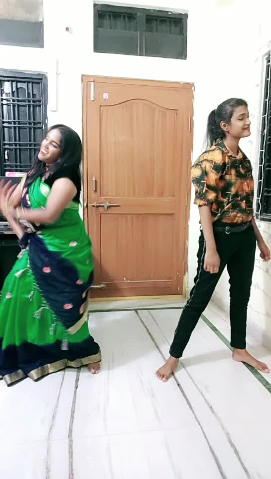 @niharika_konaparthi