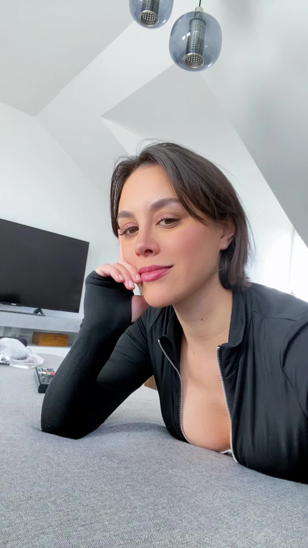 @sofialovesu