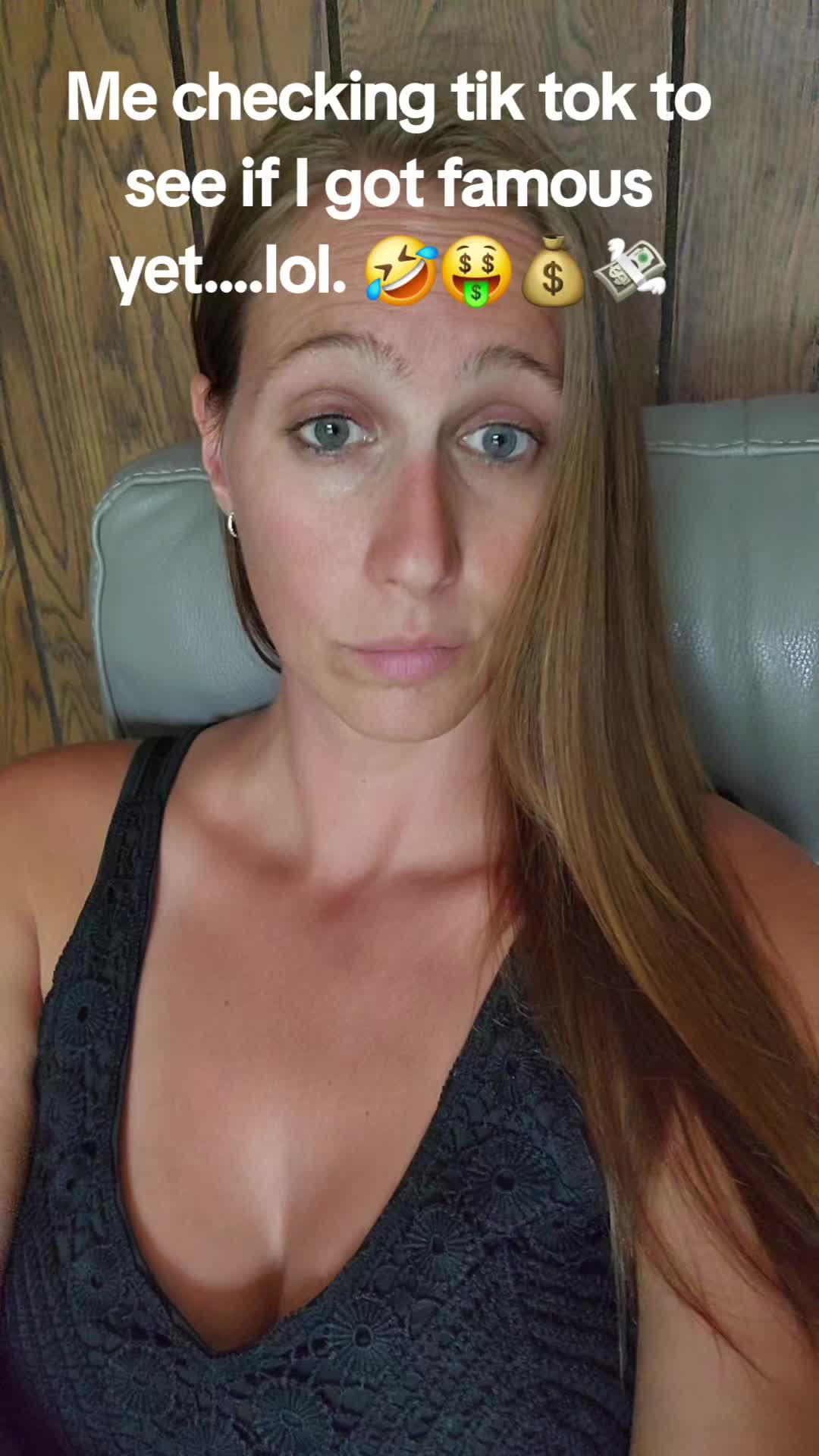 @momwifequeen22