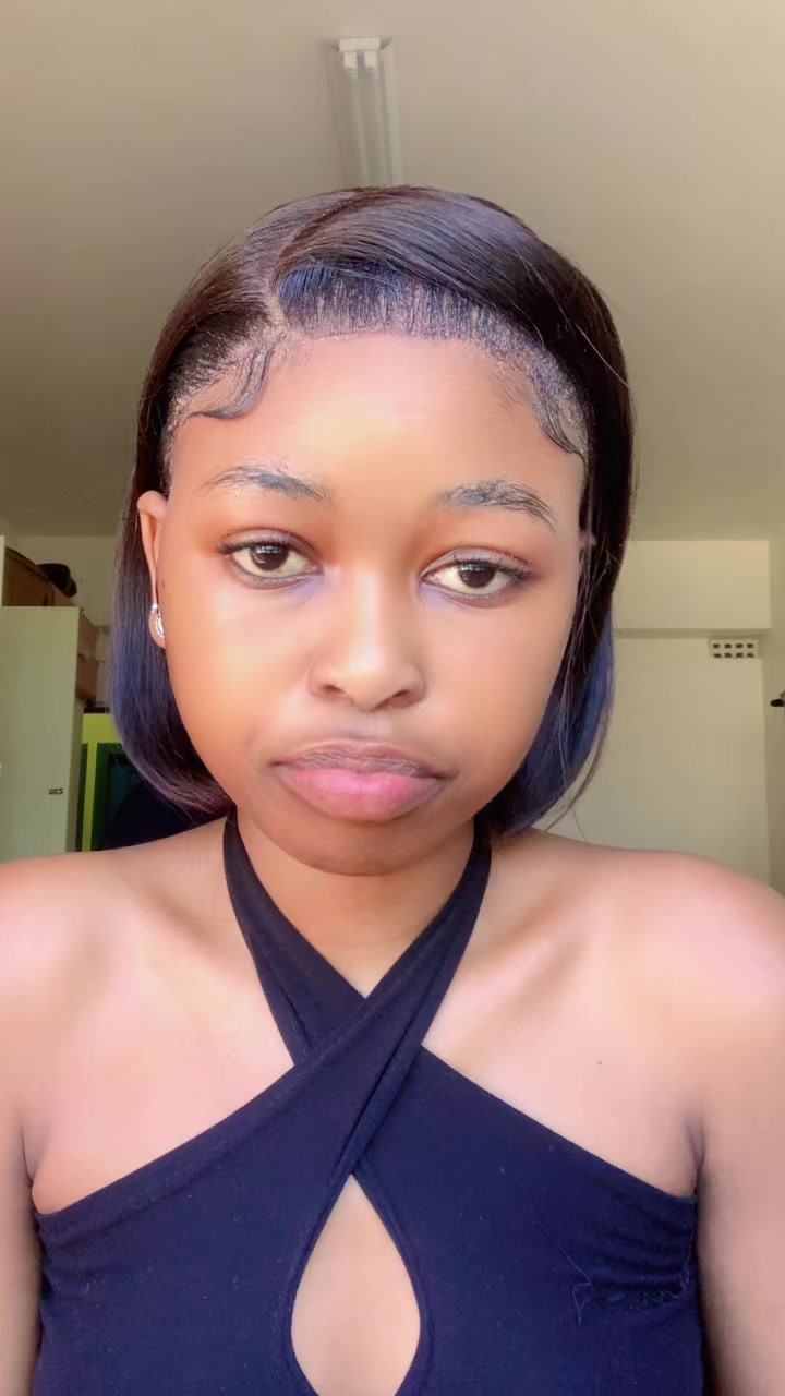 @Nomcebo_Mapholoba