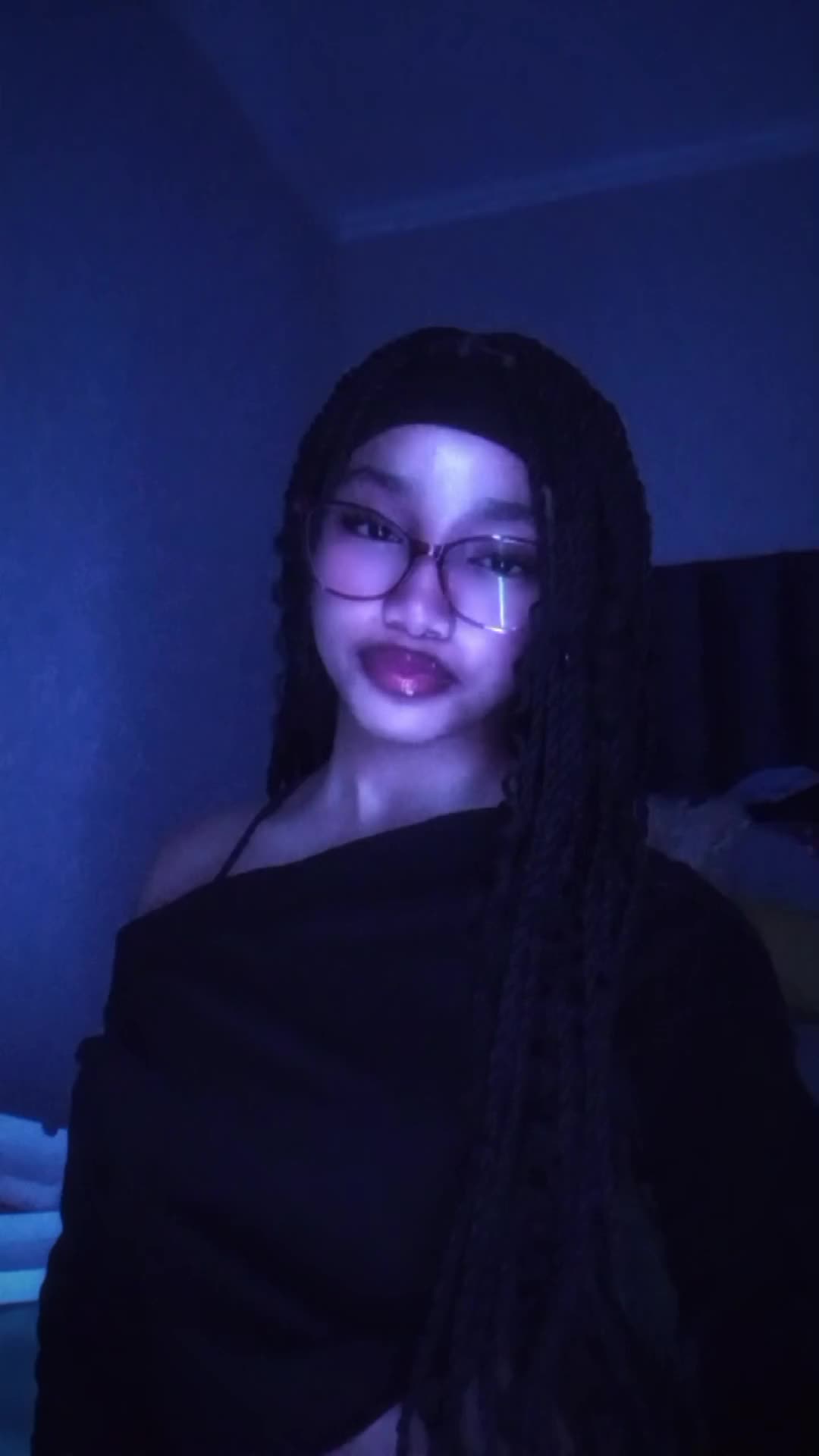@🧎