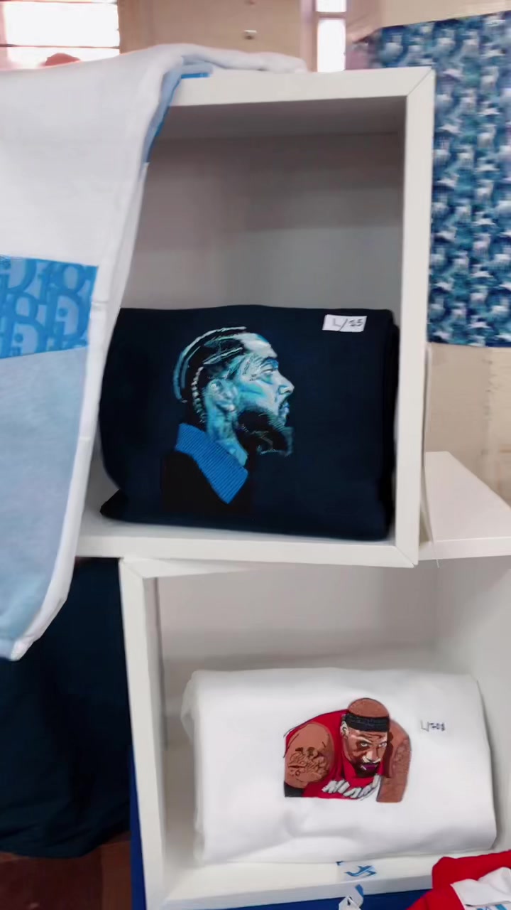 @M