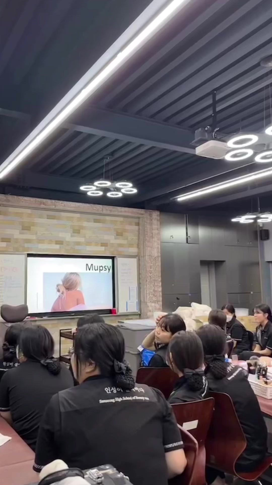 @💜강남 홍대 부산 메이크업샵 멉씨💜