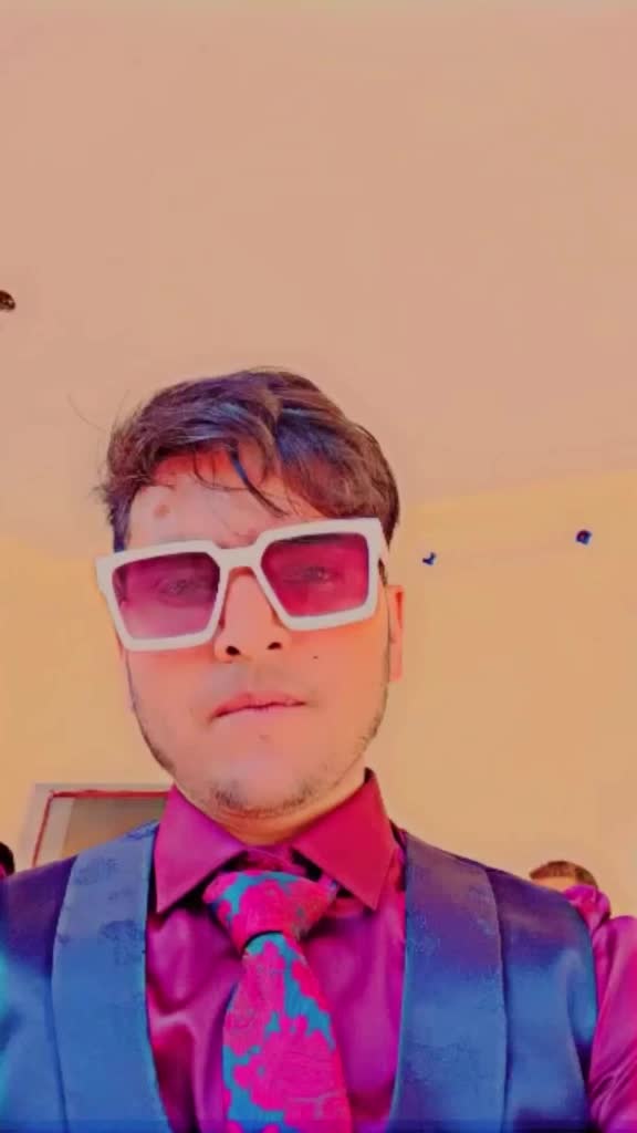 @RobinRajput 👑