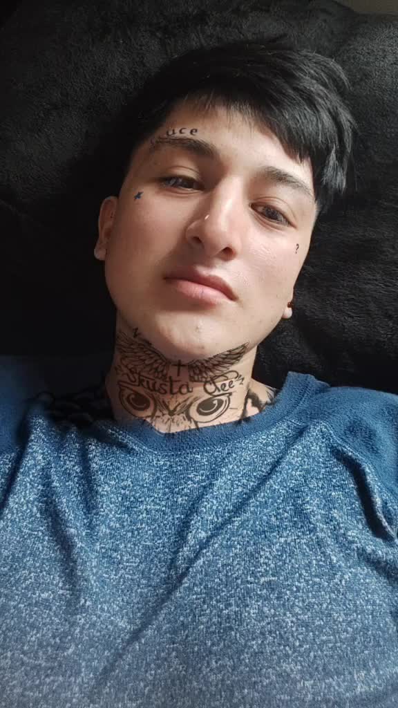 @🇪🇨@ĐΔŘŴƗŇ-_-ỮŞĦĆØ🤫