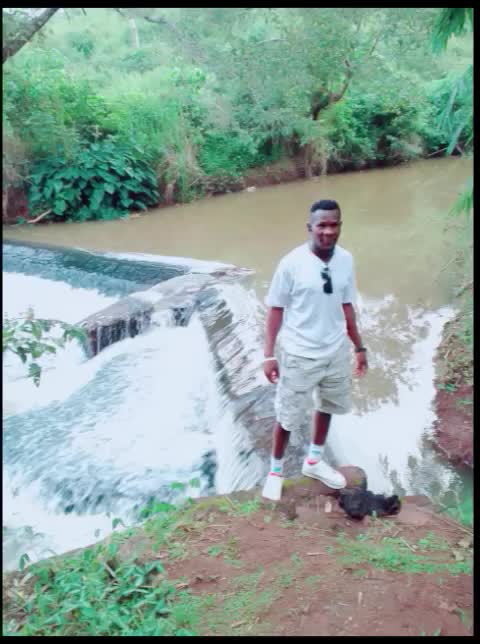@tour guide 🇰🇪