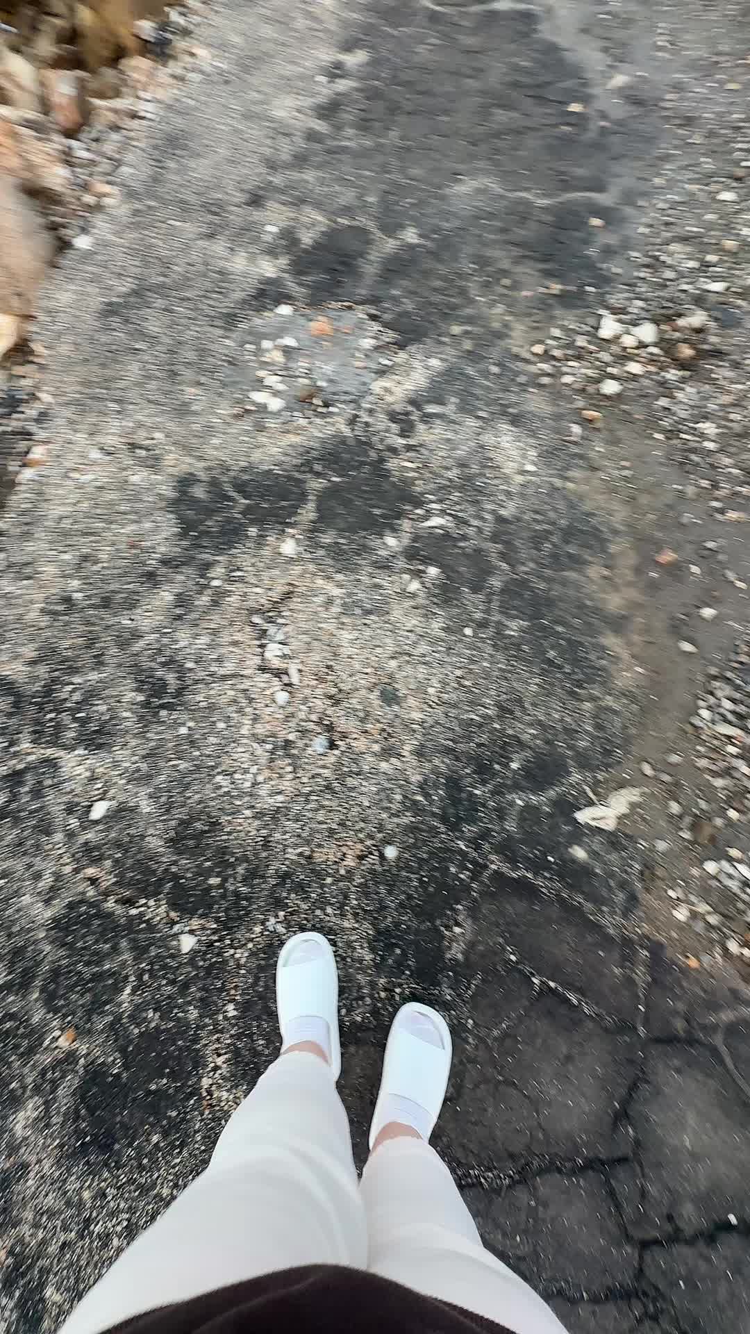@B&uuml;şra Elmas