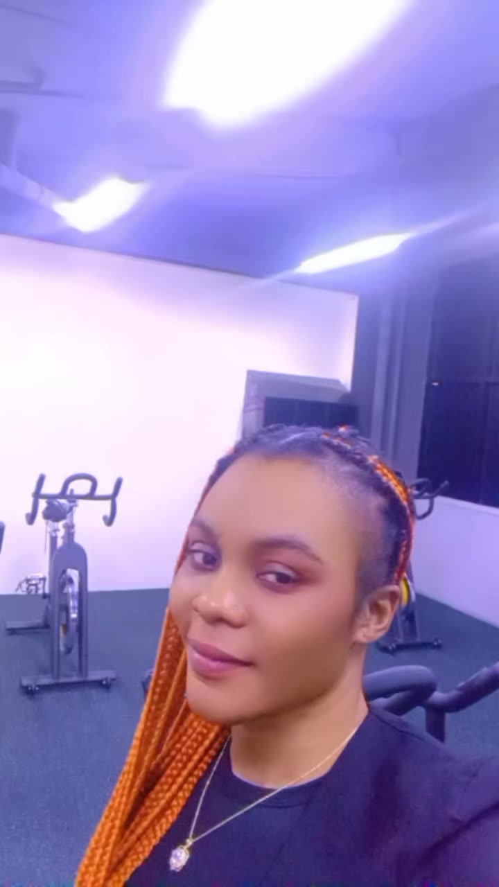 @happy gal 256