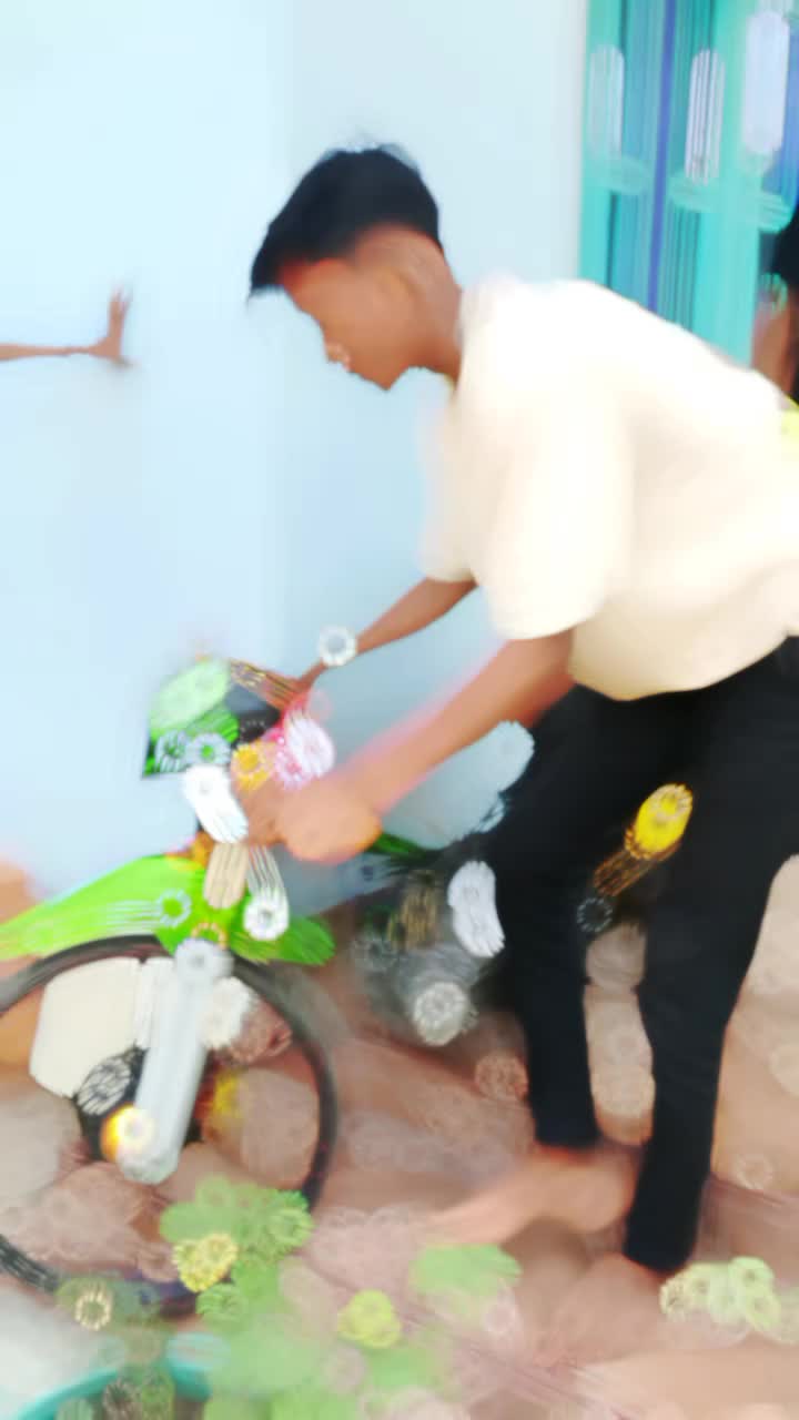 @WONG MUMET 🧠