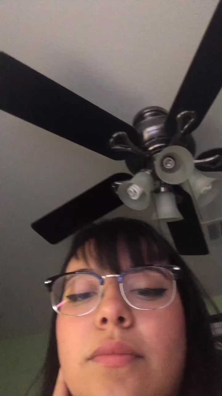 @Gelina | Singer-Songwriter