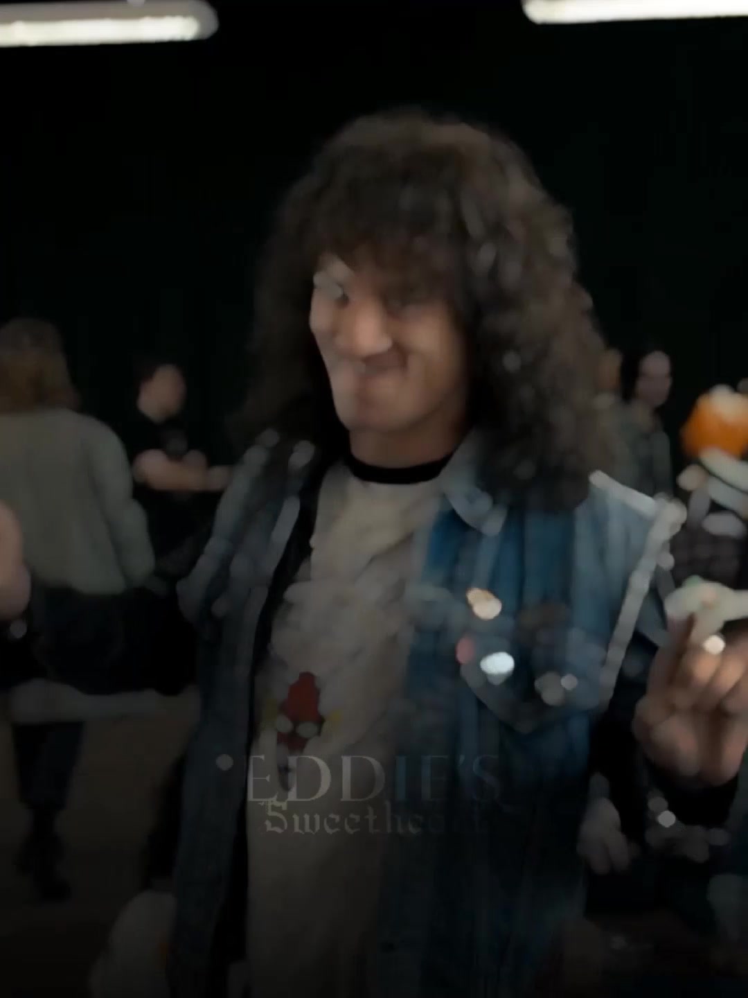 @🎸