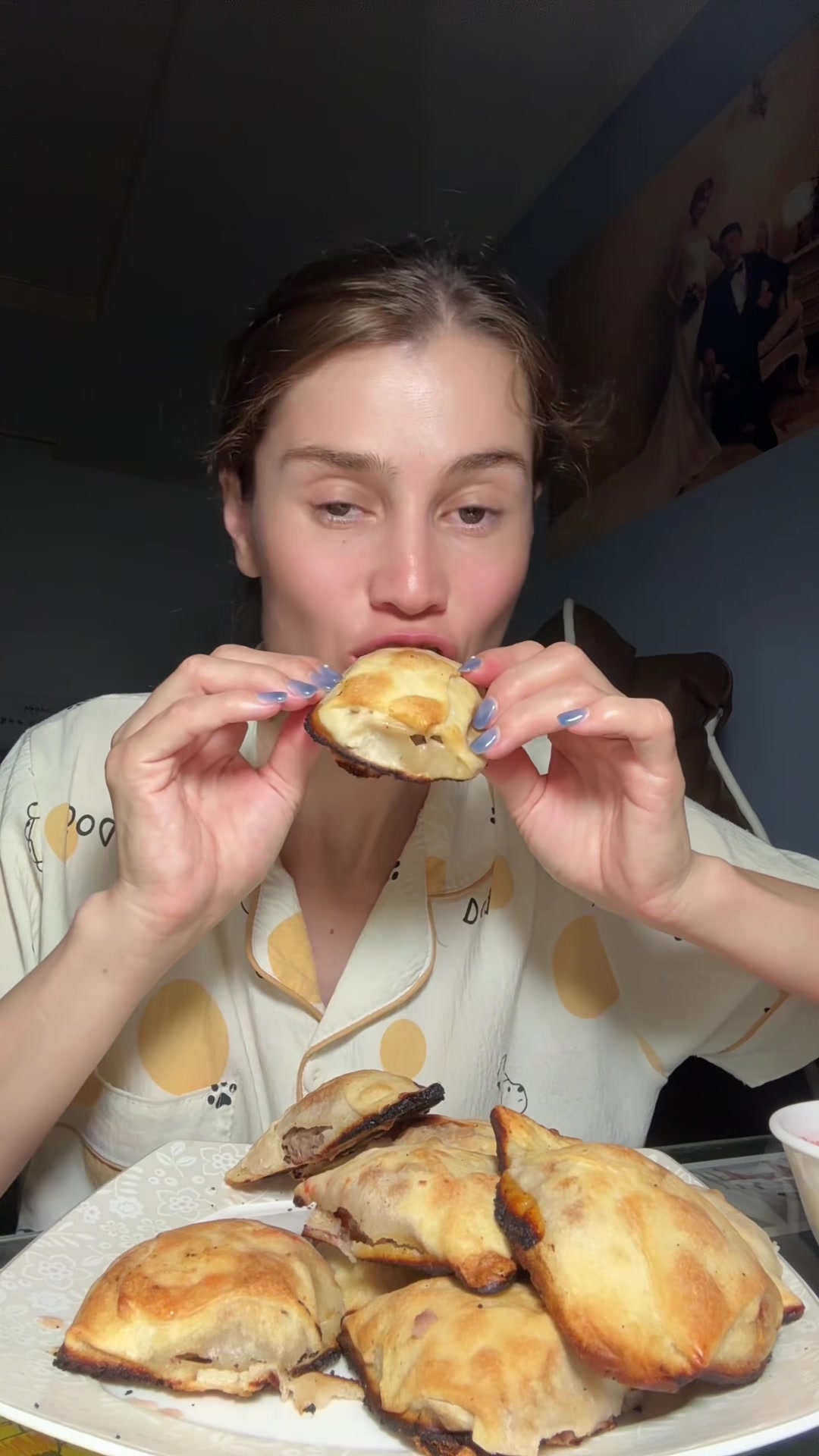 @Munisa hayoti.