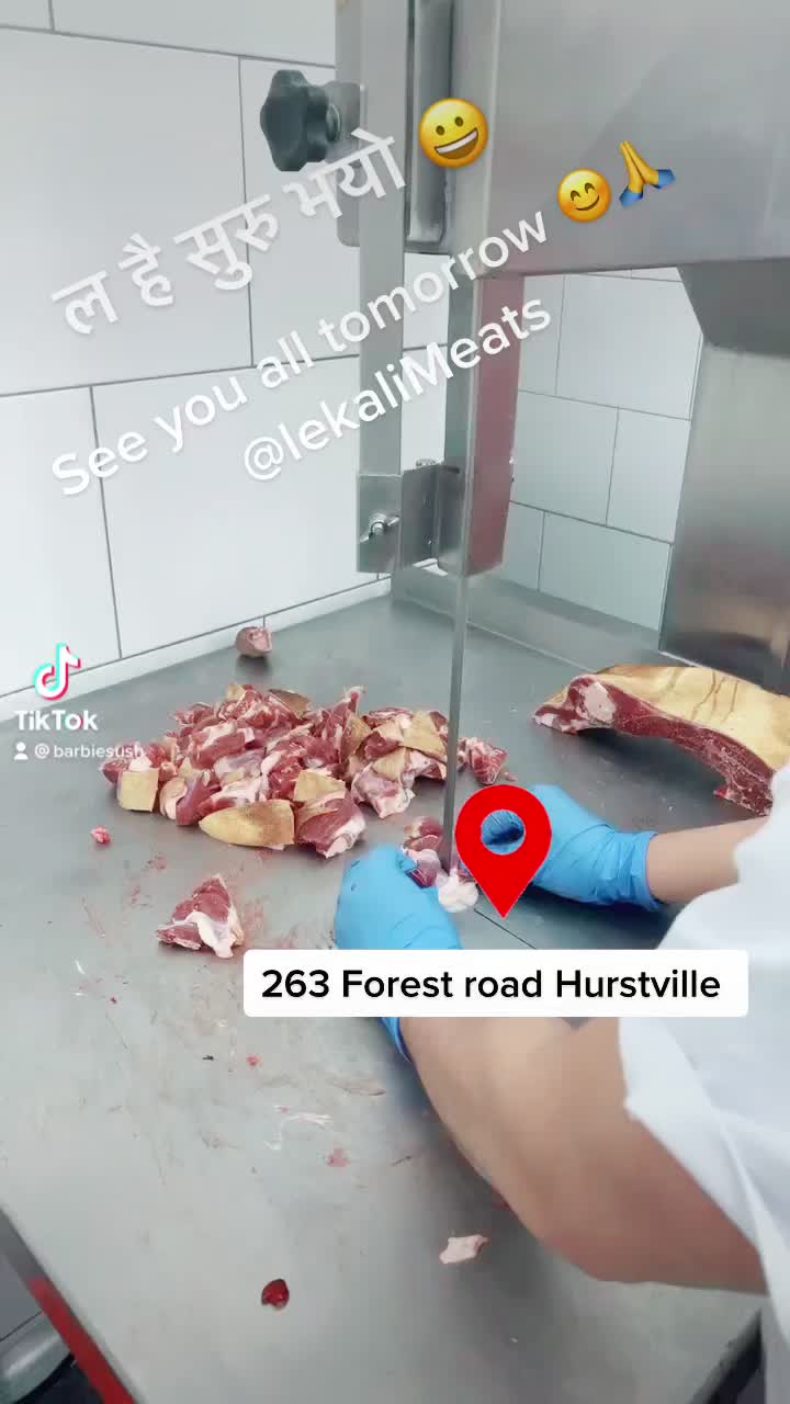 @LekaliMeats