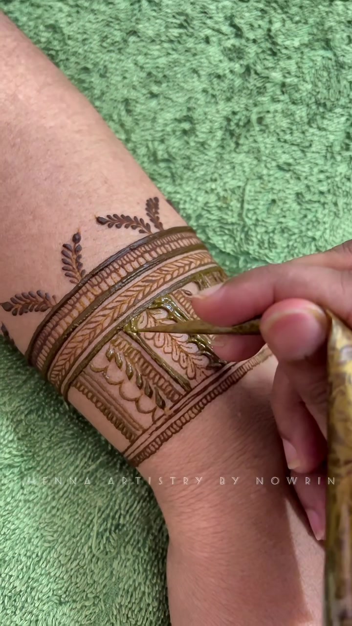 @Henna Artistry By Nowrin