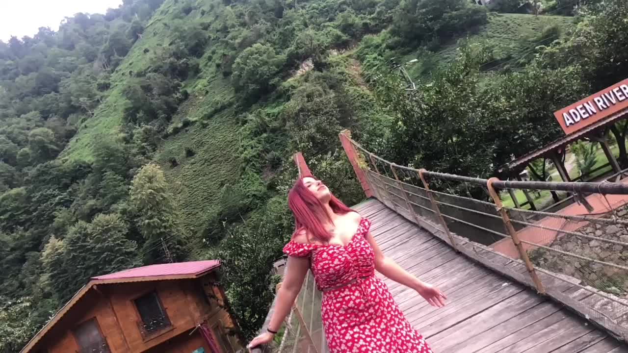 @user01200344327