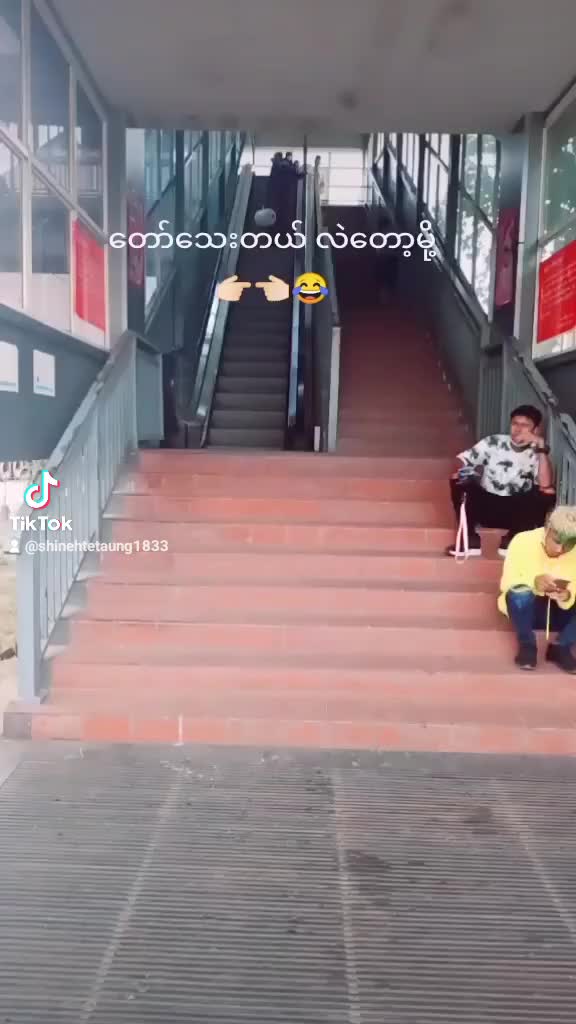 @💛Shine Htet Aung💛
