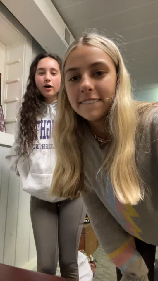 @Camila
