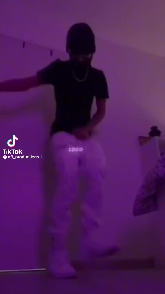 @MR_SECRET_GUY
