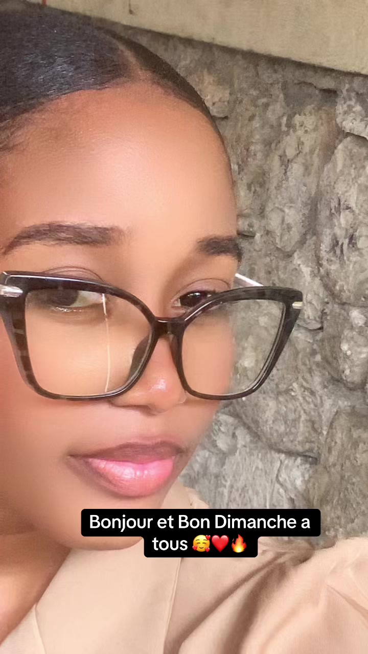 @M&eacute;lissa Esteryl