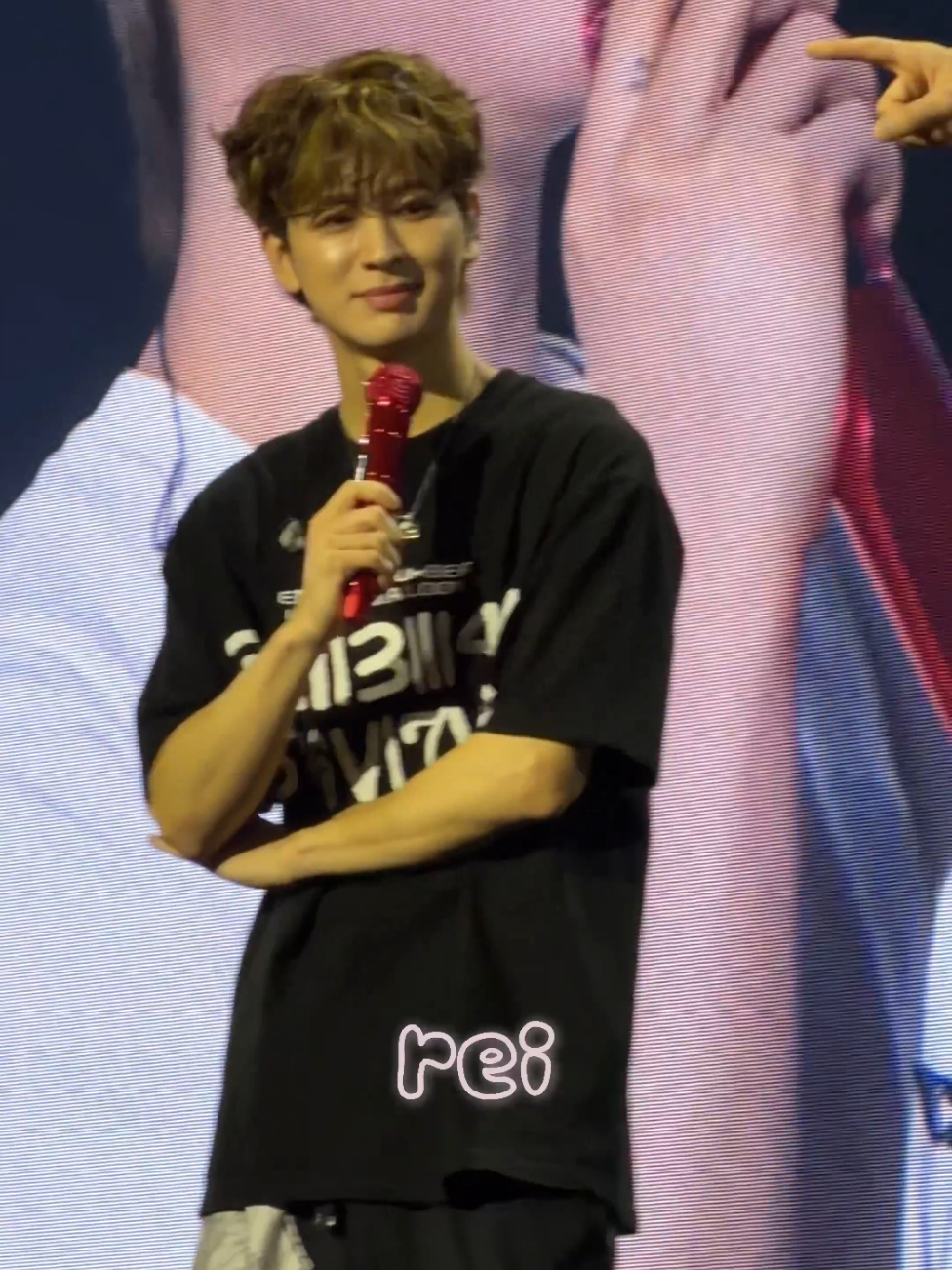 @Dellista_iKONIC