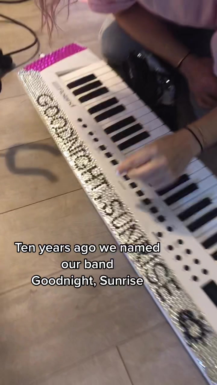 @Goodnight Sunrise
