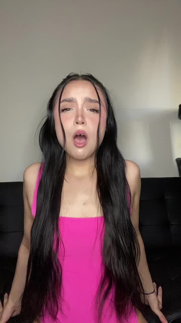 @Ella Ivy