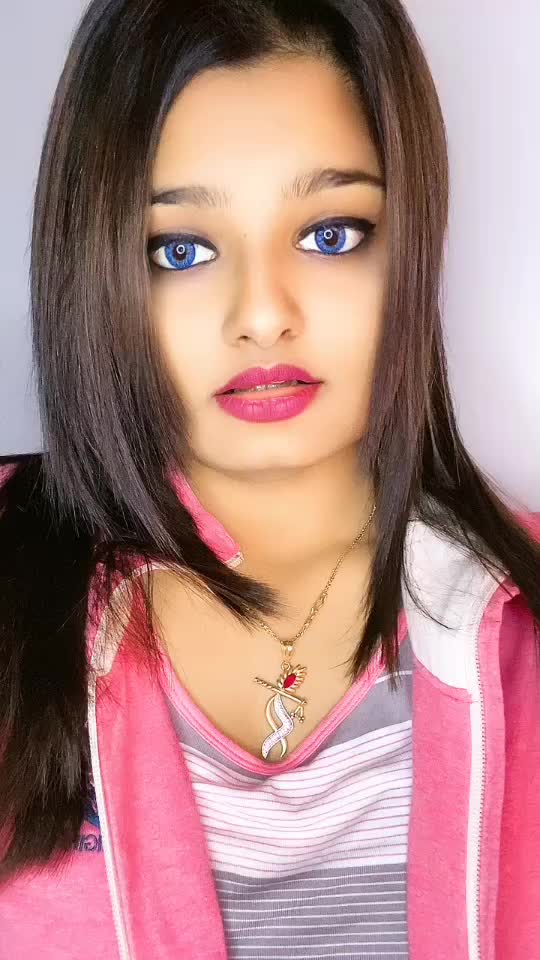@krisha__parikh 👑💋