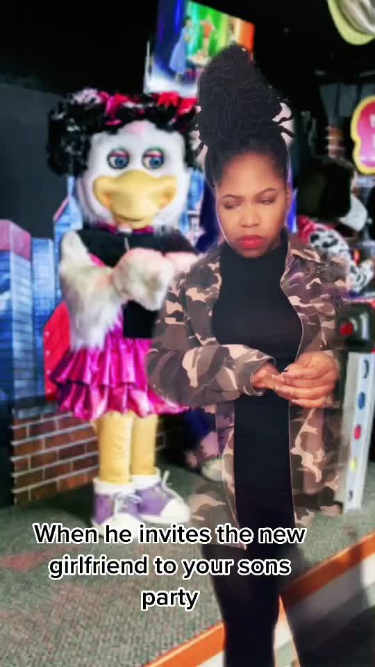 @zamora.kae