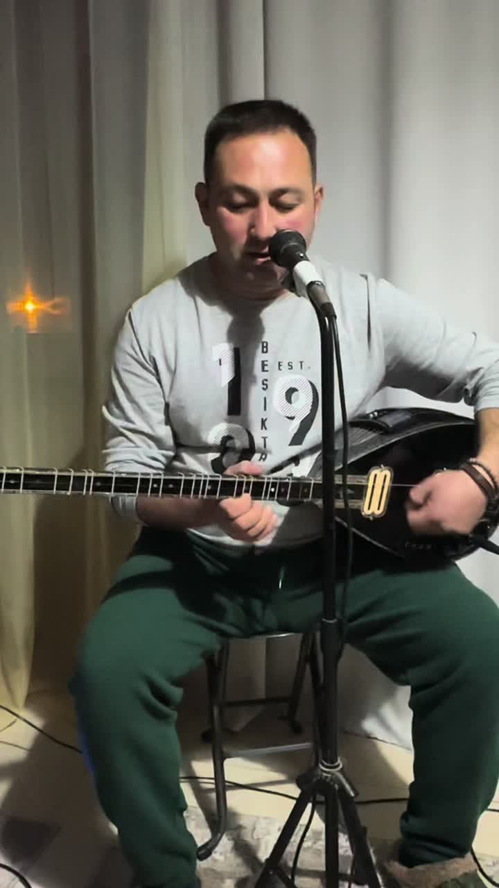 @B&uuml;şra Elmas