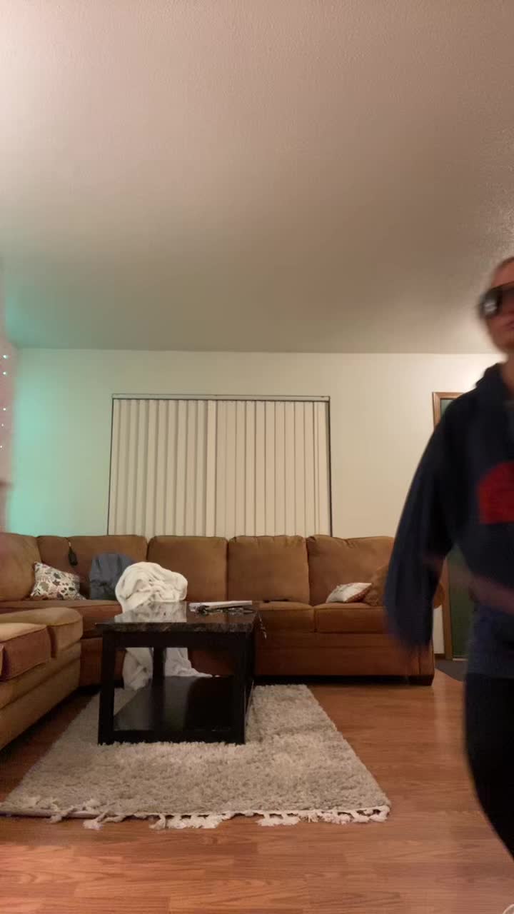 @AZ