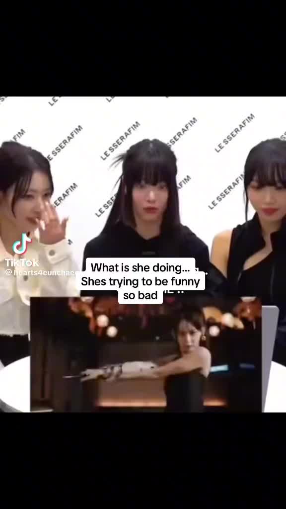 @🐝