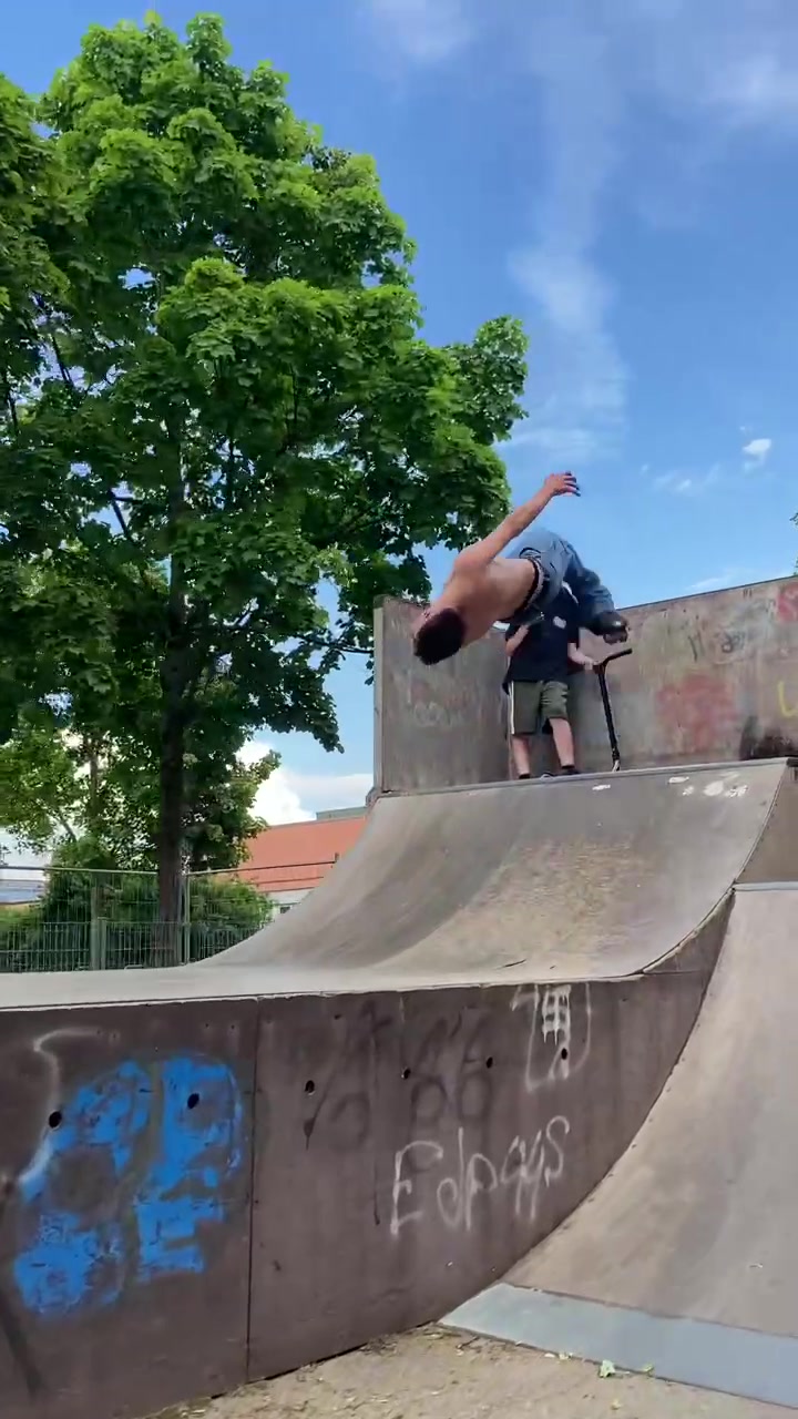 @Svetleci Krimic