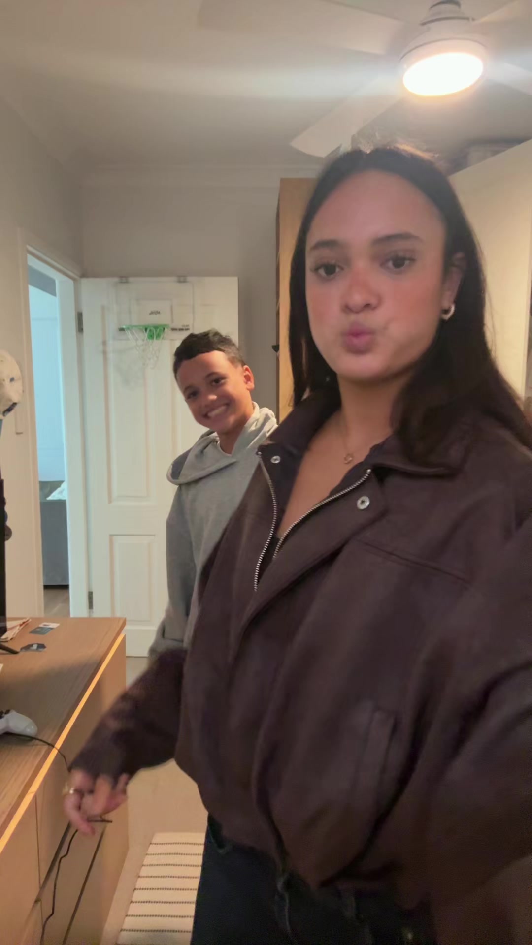@🤎