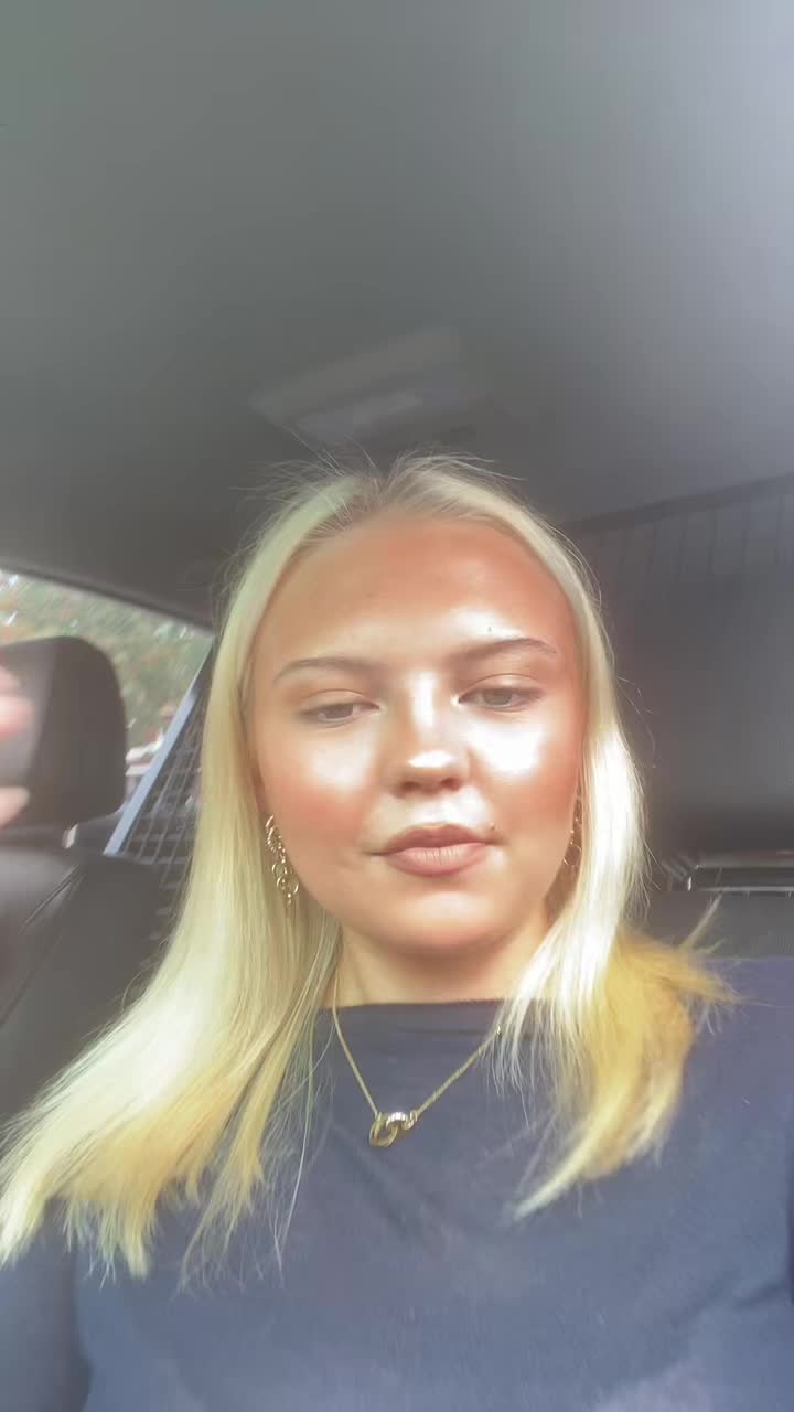 @TiMea💋💋💋🥂🥂