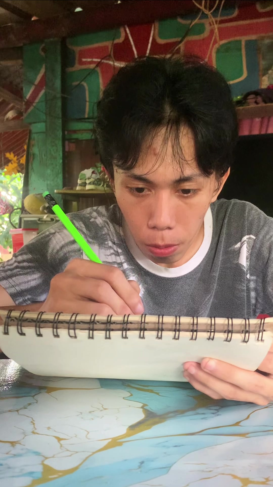 @Daniel Borja