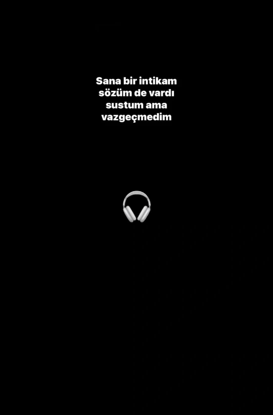 @Radyoda &Ccedil;alan Şarkı